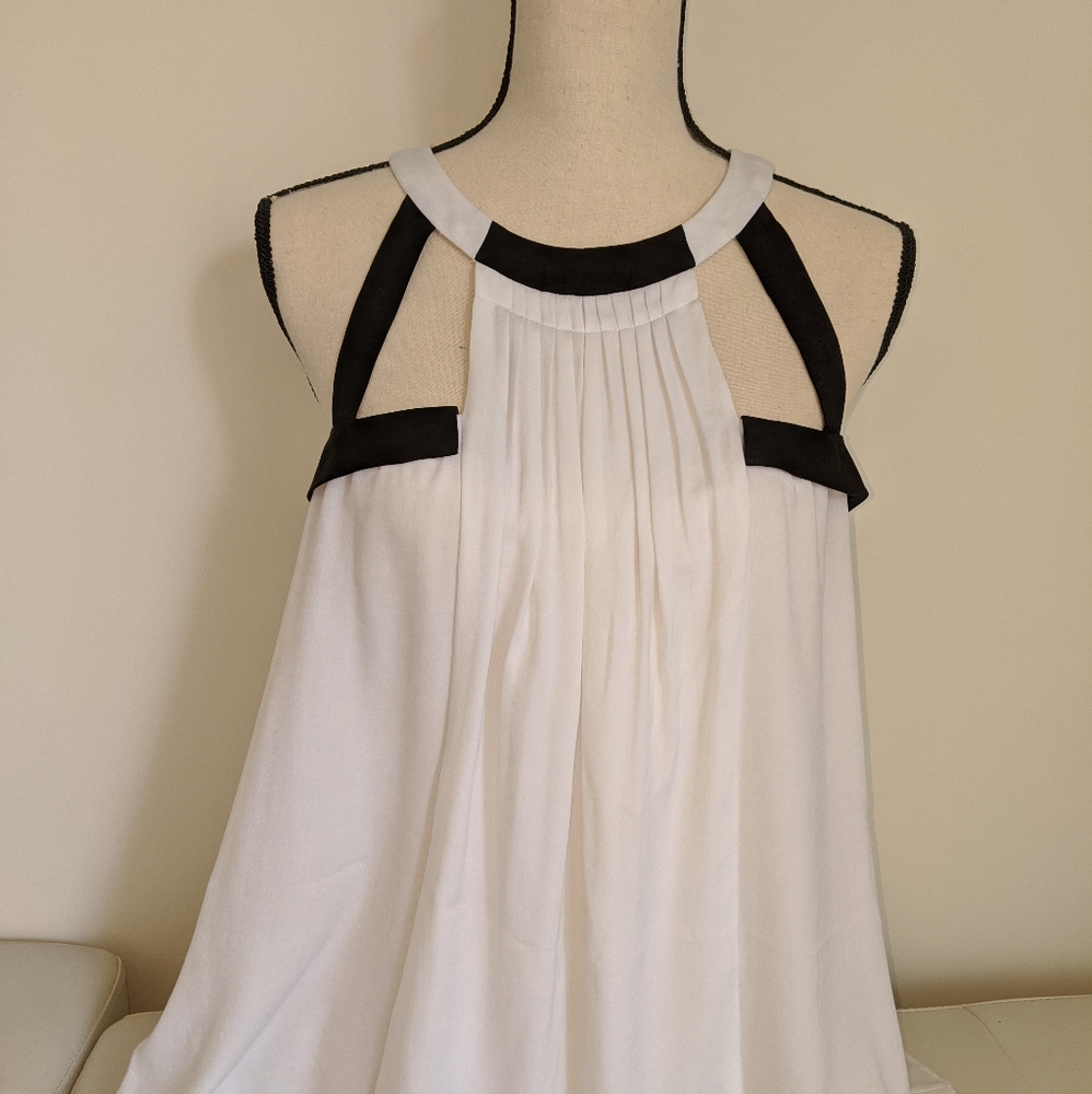 BCBG white top Size S